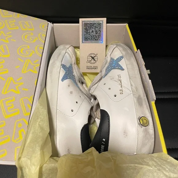 Golden Goose Velcro All-Stars-size 34